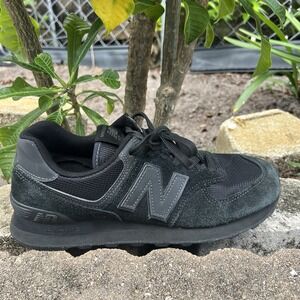 New Balance 574 Mens Size 8 Black Athletic Running Waiking Shoes Sneakers